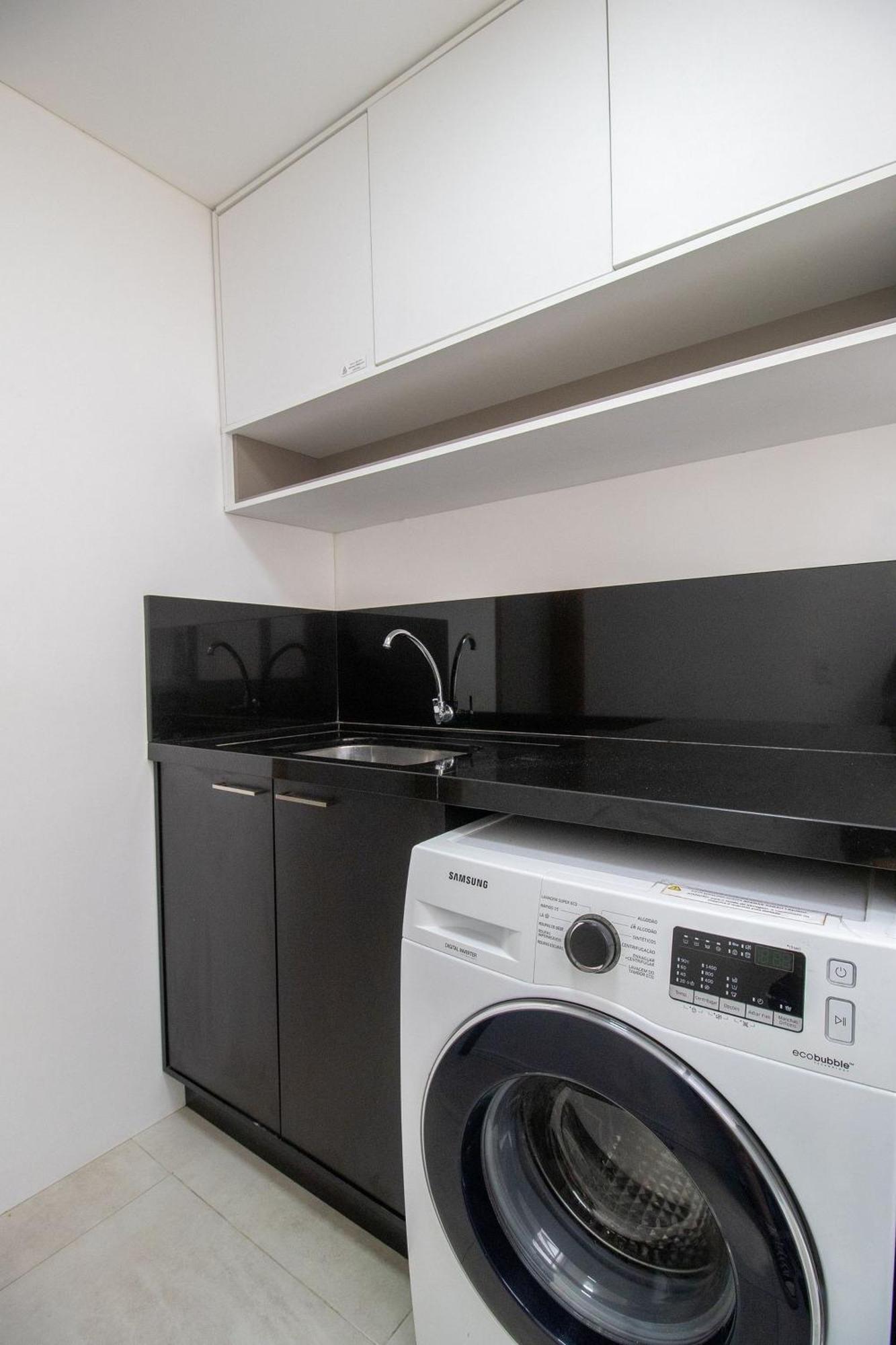 Scr64 - 2 Dorm Climatizados, Confortavel, Tv Smart Apartamento