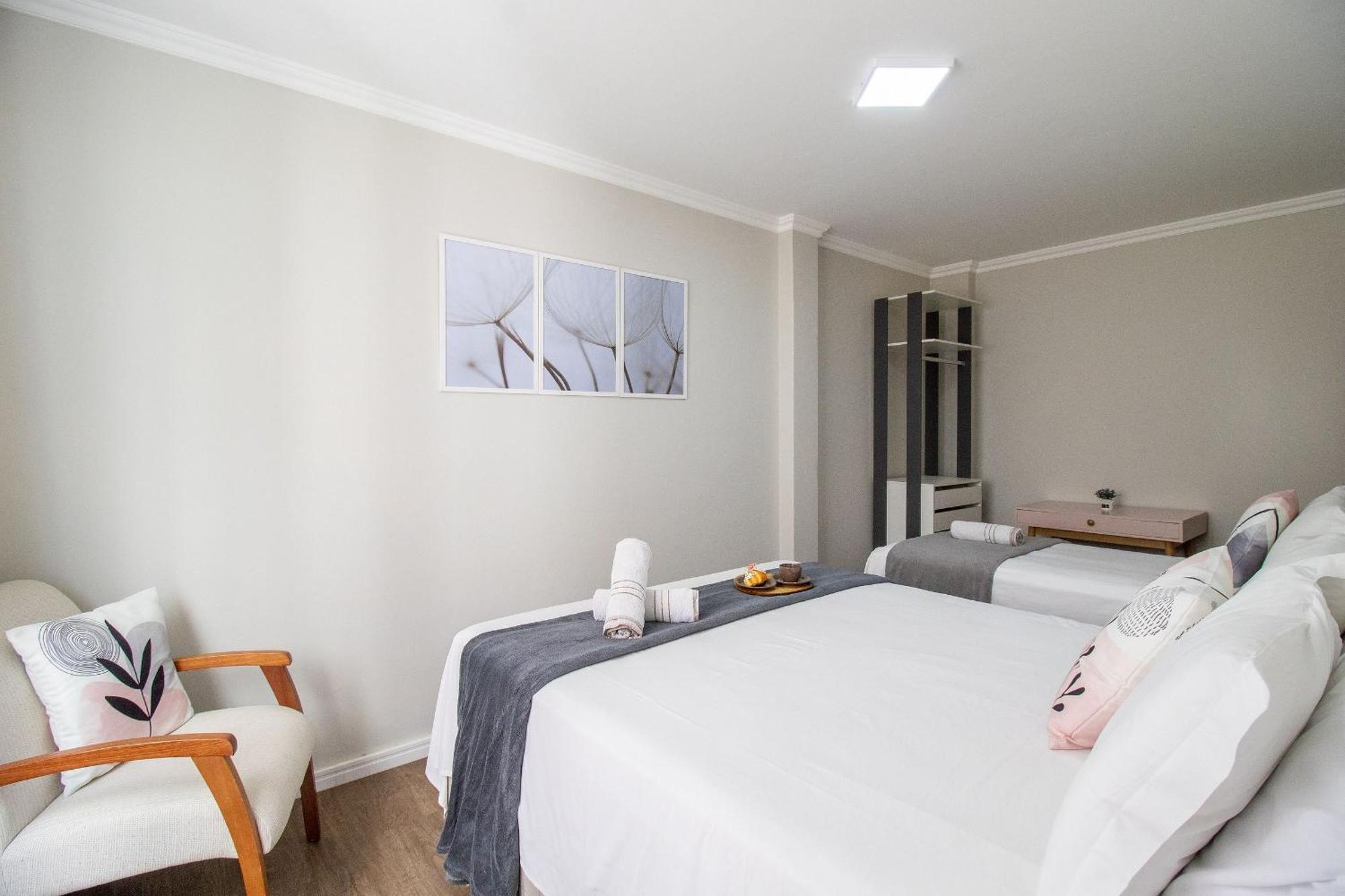 Scr64 - 2 Dorm Climatizados, Confortavel, Tv Smart Apartamento Balneario Camboriu
