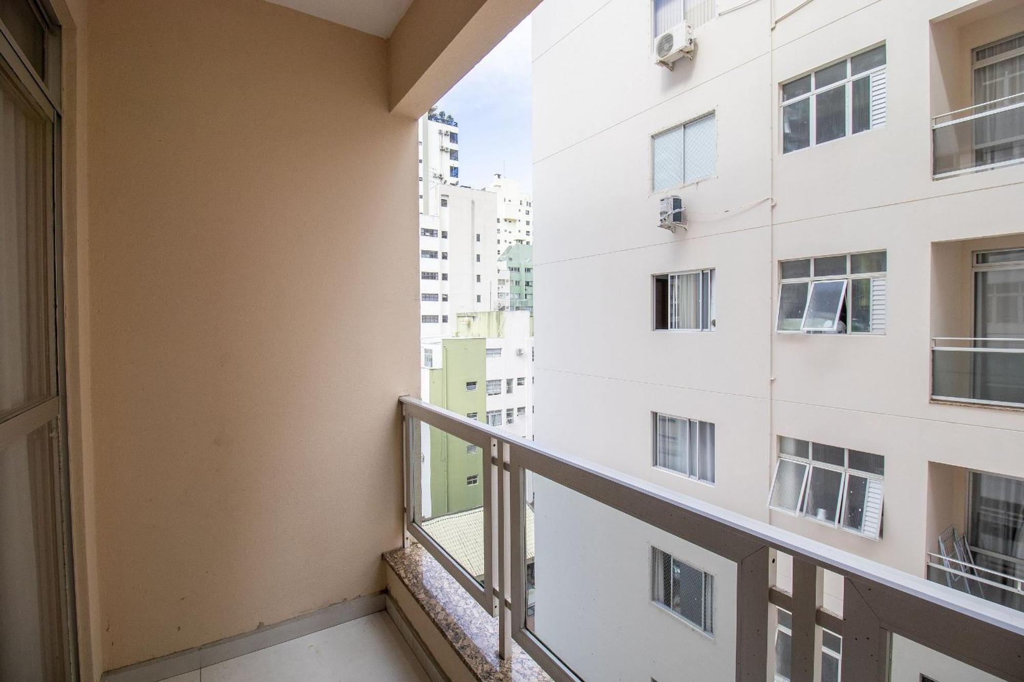 Scr64 - 2 Dorm Climatizados, Confortavel, Tv Smart Balneario Camboriu