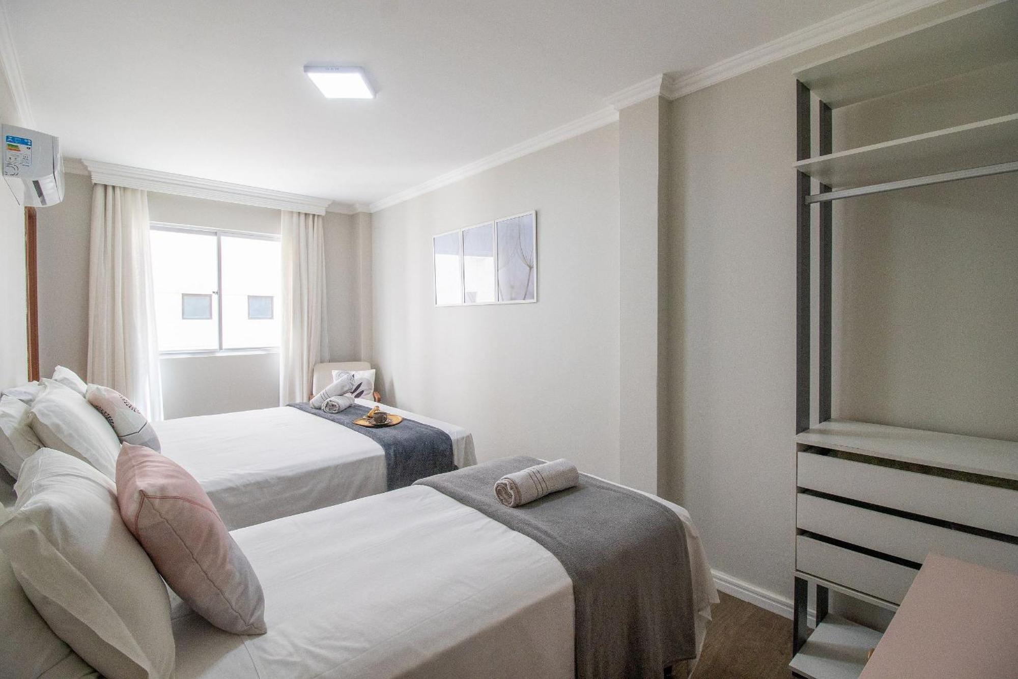 Scr64 - 2 Dorm Climatizados, Confortavel, Tv Smart