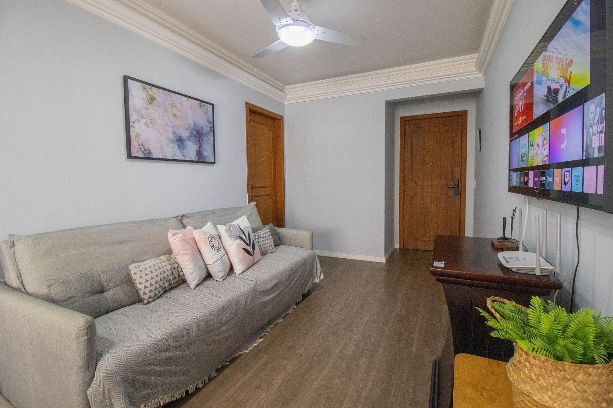 Apartamento Scr64 - 2 Dorm Climatizados, Confortavel, Tv Smart Balneario Camboriu